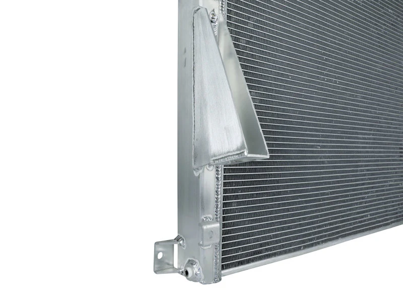 aFe 11-16 Ford F250/F350 Super Duty Power-Stroke V8 6.7L (td) BladeRunner Street Series Radiator - Image 4