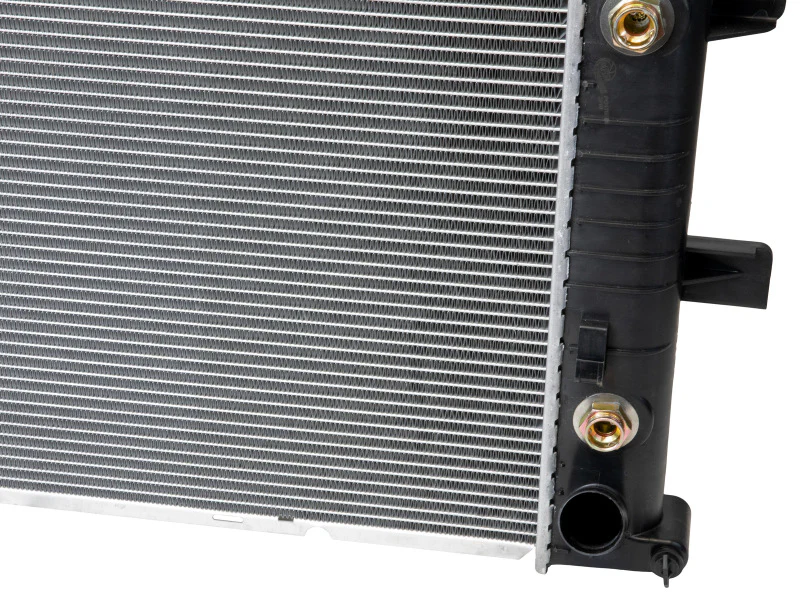 aFe BladeRunner OER Series Radiator 01-05 GM Diesel Trucks 01-05 V8-6.6L (td) LBZ/LMM - Image 3