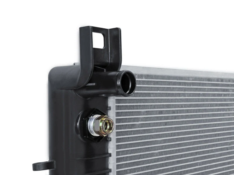 aFe BladeRunner OER Series Radiator 99-13 GM Trucks/SUVs V8 - Image 3