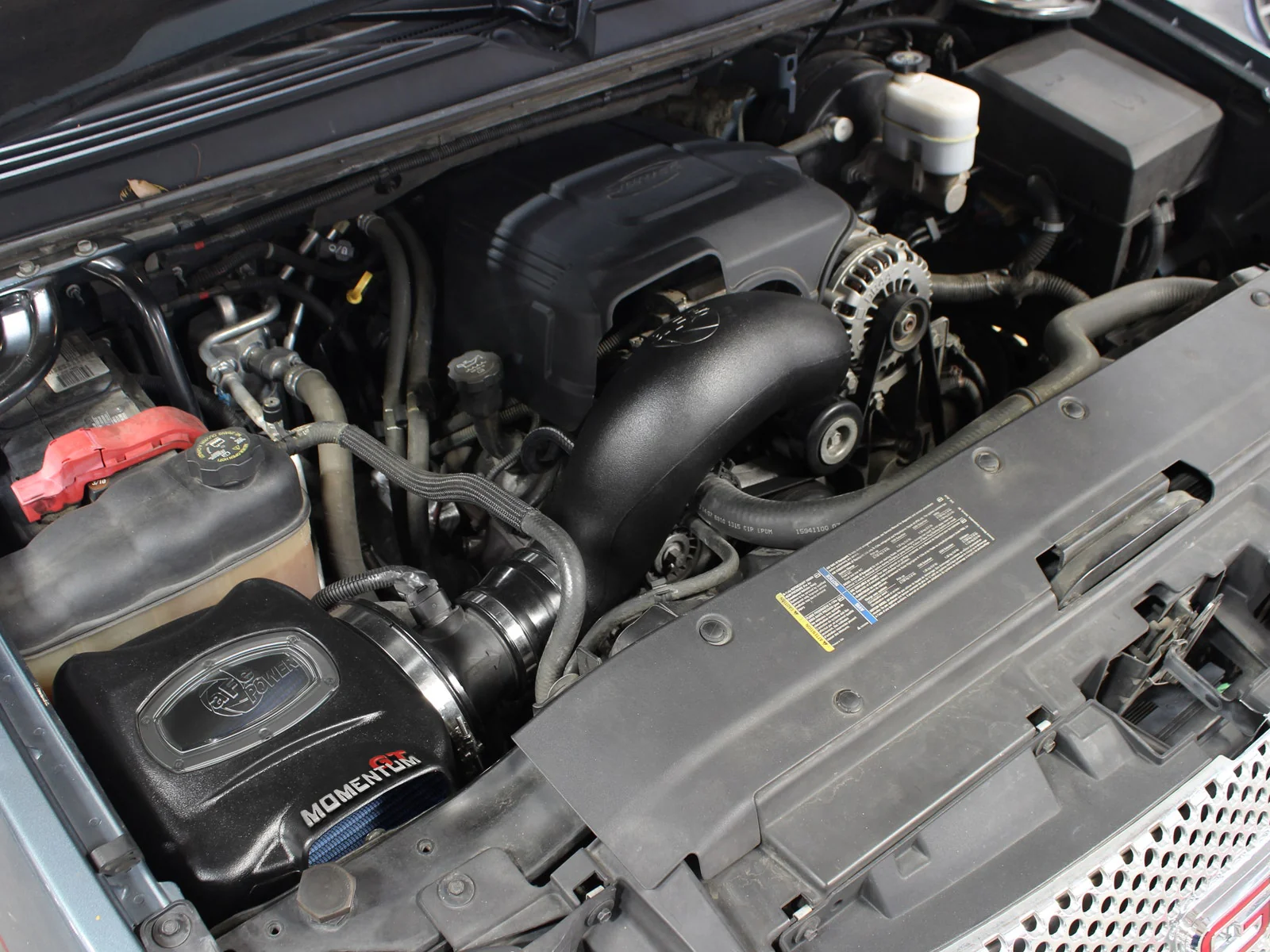 aFe Momentum GT Stage-2 Si PRO 5R Intake System GM Trucks/SUVs V8 4.8L/5.3L/6.0L/6.2L (GMT900) Elect - Image 3