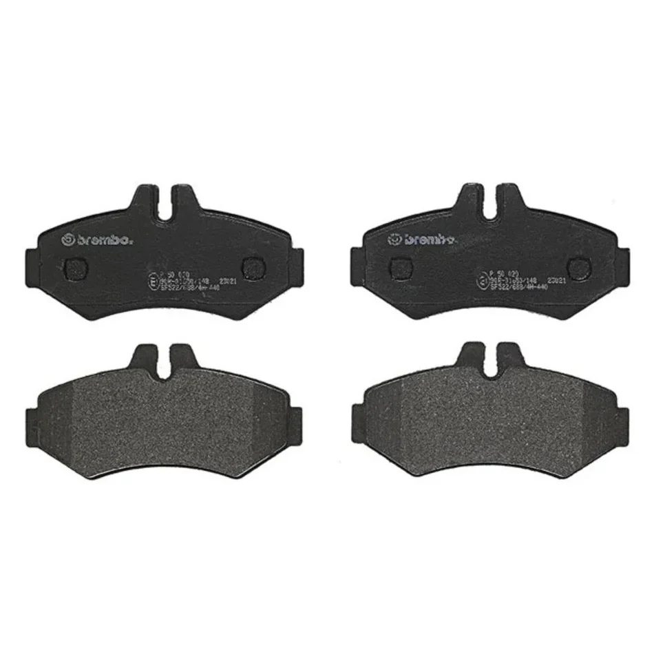 Brembo 03-06 Dodge Sprinter 2500/03-04 Mercedes-Benz G55 AMG Rear Premium Low-Met OE Equivalent Pad - Image 2