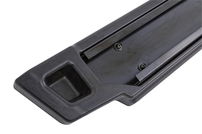 Dee Zee 88in Universal Crew Cab Molded Running Board (No Brackets) - Image 3