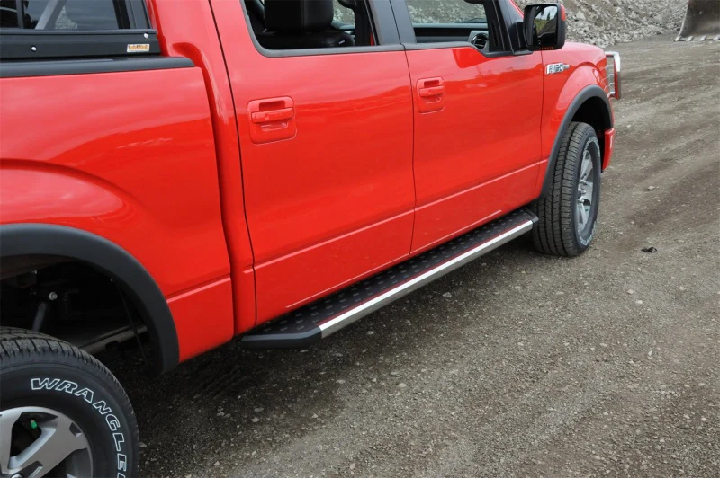 Dee Zee 99-23 Chevrolet/GMC/Dodge/Ford Full Size Running Board CrewCab Truck Board (Chrome Trim) - Image 3