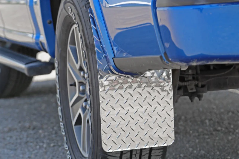 Dee Zee Universal Flaps Brite-Tread Universal 11x19 Notched (Blk) - Image 2