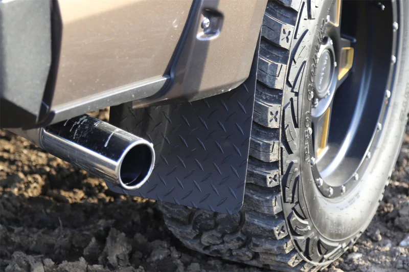 Dee Zee Universal Flaps Brite-Tread Universal 11x19 Notched (Txt Blk) - Image 4