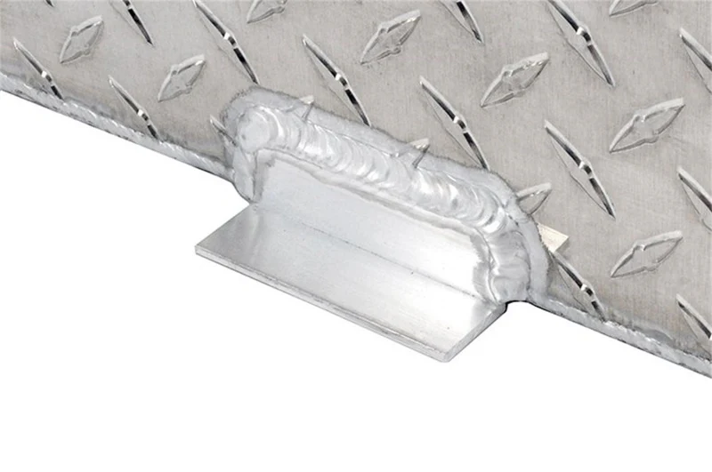Dee Zee Universal Tanks - Wedge Rectangle Brite-Tread Aluminum - Image 7