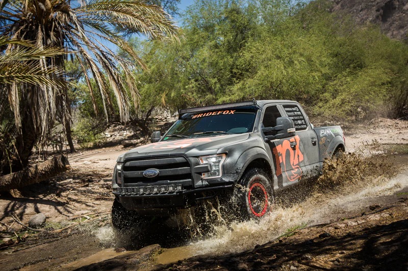 Fox 17-18 Ford F250 2.0 Perf Series Smooth Body Remote Res. Rear Shock - 4-6in Lift - Image 6