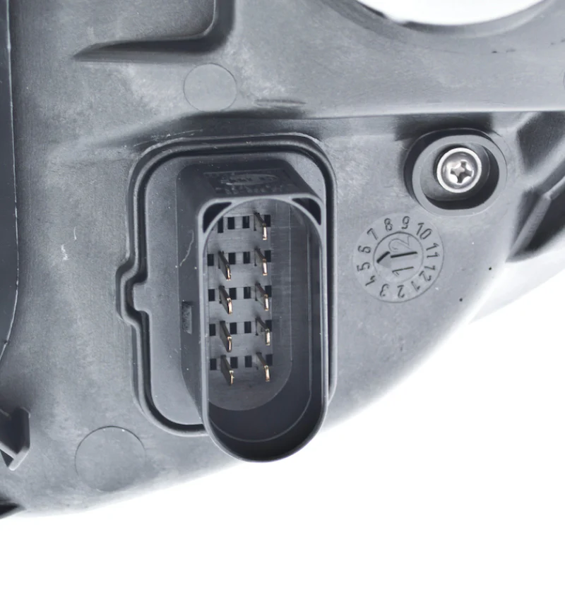 Hella HLMP 03-05 Dodge Sprinter RH - Image 28
