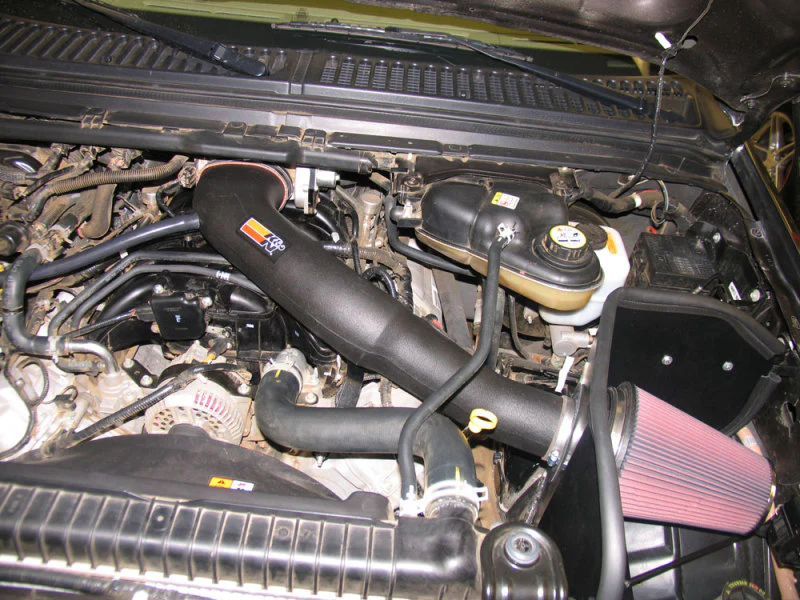 K&N 05-06 Ford F-Series Superduty V10-6.8L Performance Intake Kit - Image 3