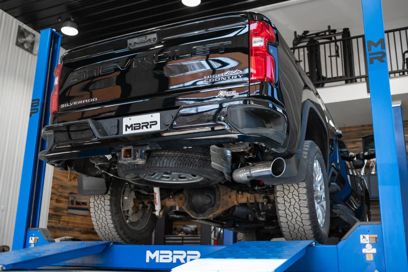 MBRP 2020+ GMC/Chevy 2500/3500 6.6L Duramax 4in Mand Bent Tubing AL-Ser Cat Back Single Side - Alum - Image 2