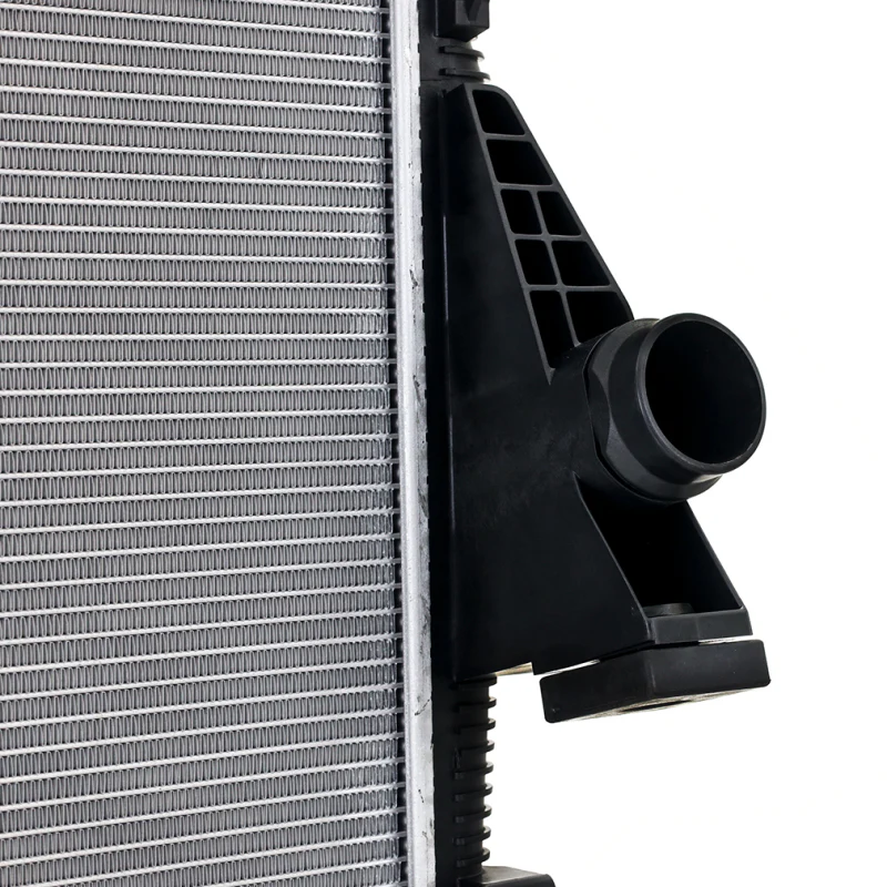 Mishimoto 11-16 Ford F250 6.7L Powerstroke Primary Plastic Radiator - Image 2