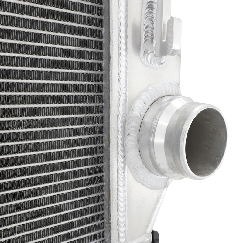 Mishimoto 17-19 Chevrolet/GMC 6.6 L5p Duramax Radiator - Image 5