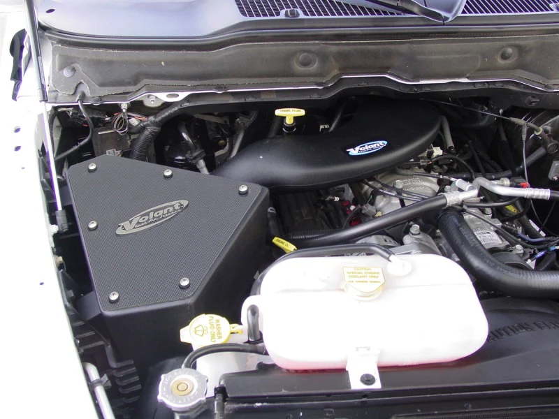 Volant 02-06 Dodge Ram 1500 / 2500 5.9L V8 Pro5 Closed Box Air Intake System - Image 2