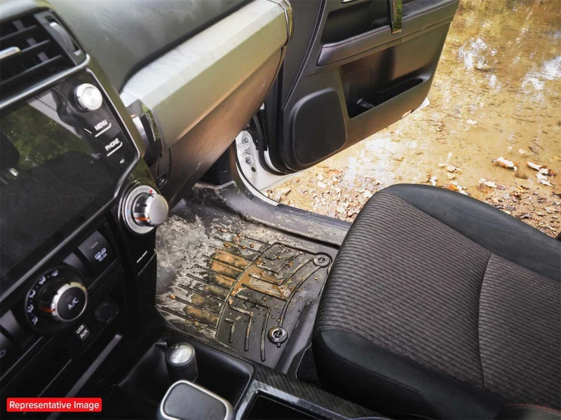 WeatherTech 19-25 Chevrolet 1500 Front FloorLiner HP - Black - Image 9