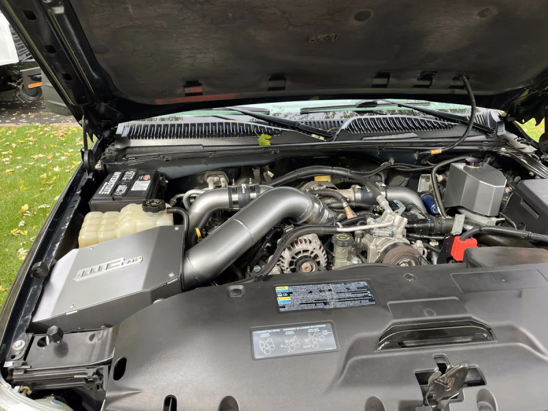 Wehrli 01-04 Chevrolet Duramax LB7 4in Intake Kit - Gloss White - Image 2