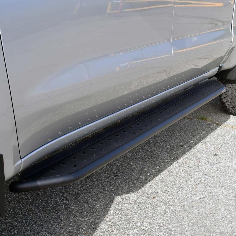 Westin 19-23 Chevrolet/GMC Silverado/Sierra 1500 Crew Cab Outlaw Nerf Step Bars - Textured Black - Image 6