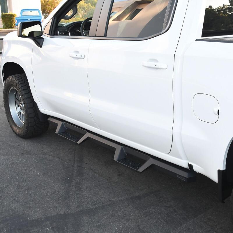 Westin 2019 Chevrolet Silverado / GMC Sierra 1500 Crew Cab Drop Nerf Step Bars - Textured Black - Image 3