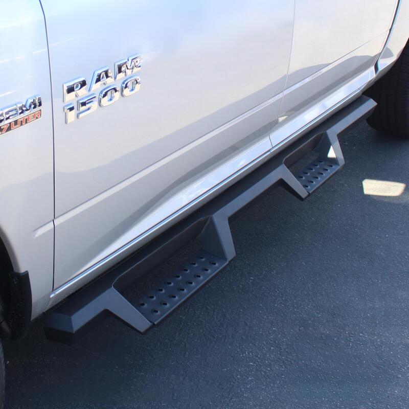 Westin/HDX 09-18 Dodge/Ram 1500 Crew Cab / 25/3500 Crew Drop Nerf Step Bars - Textured Black - Image 2