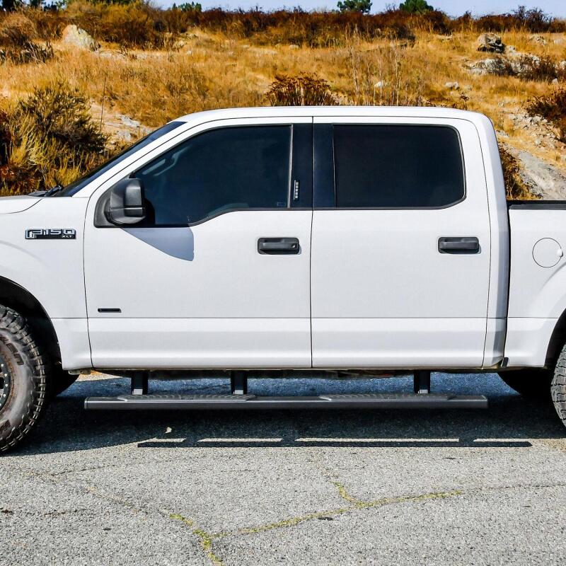 Westin Ram 15-21 Ford F-150 / 17-21 Ford F-250 & F350 Crew Cab R5 XD Nerf Step Bars - Black - Image 5